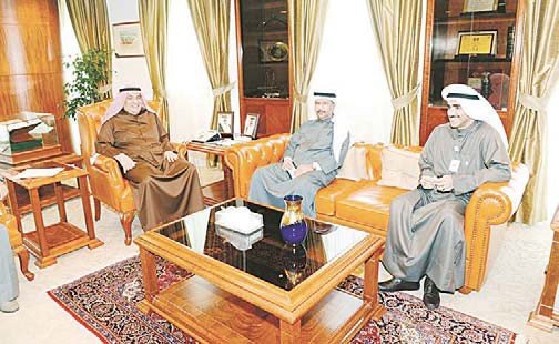 Dhaman discusses private sector issues during official meet