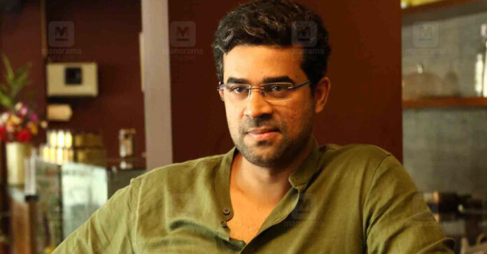 Police of Kochi issued notice against actor, 