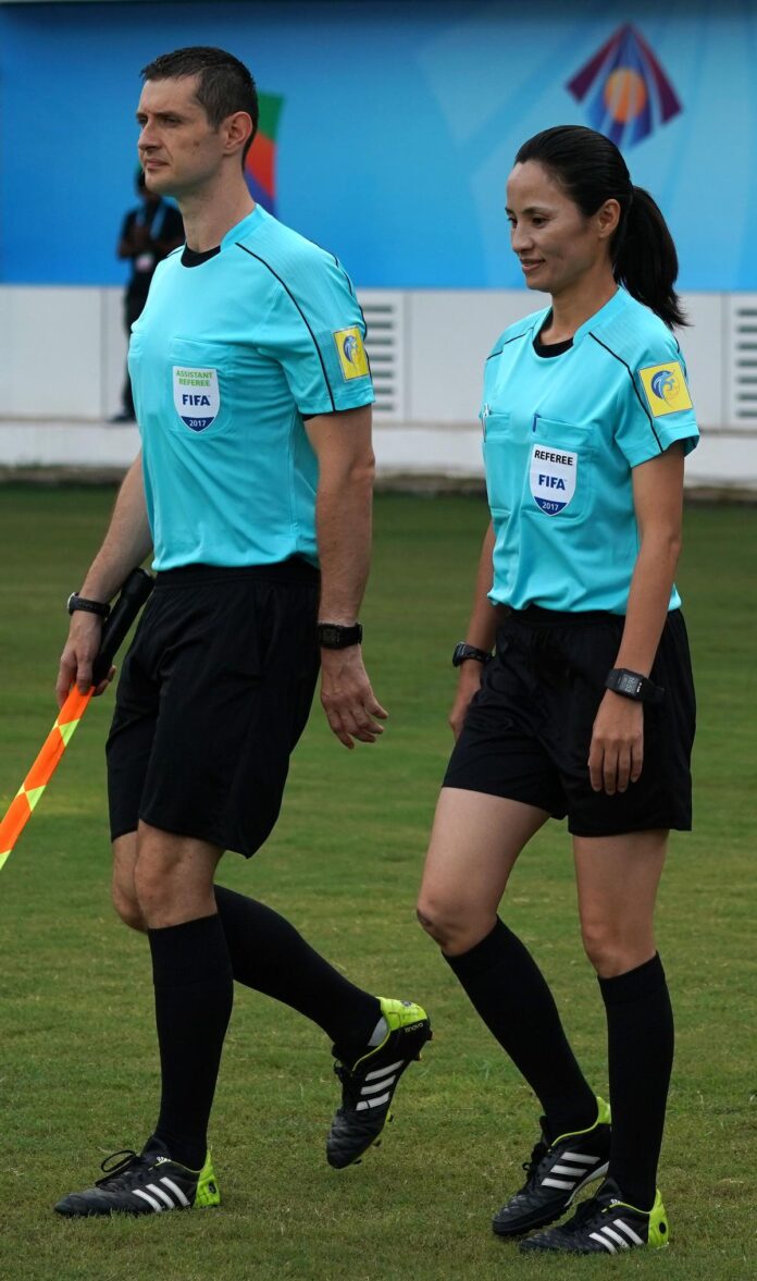 Qatar: Female referees to officiate men's FIFA World Cup for 1st time