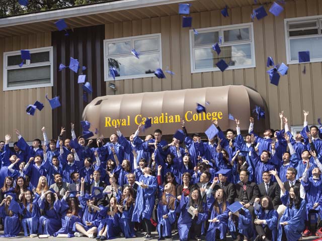 Royal Canadian College gives funding for Institute's renewal in celebrations