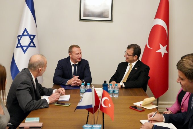 Mayor Imamoglu meets with Israeli travel minister Razvozov; discussed major issues