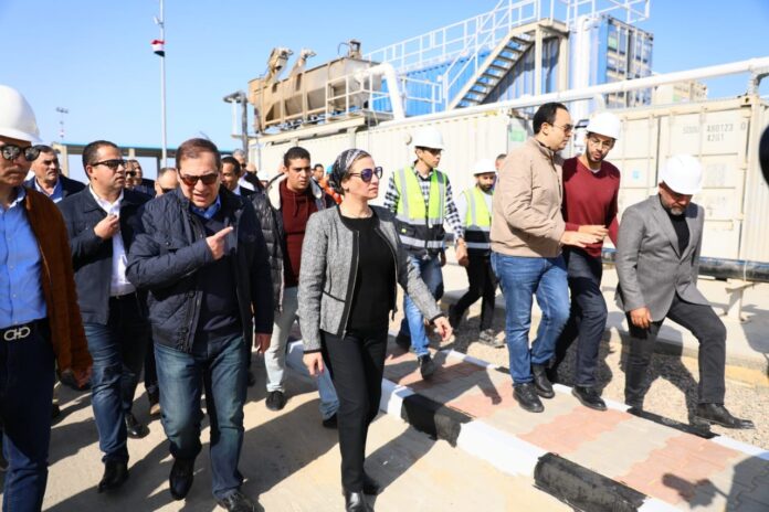 Egypt: Minister Yasmin Fouad inaugurates first ever smart oil processing plant (image credits Facebook)