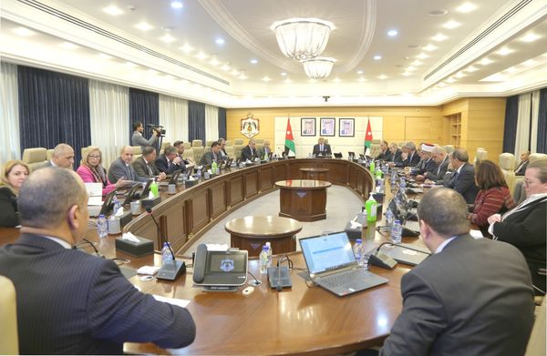Jordanian PM Bashar Al-Khasaouna hosts cabinet meeting for housing system draft