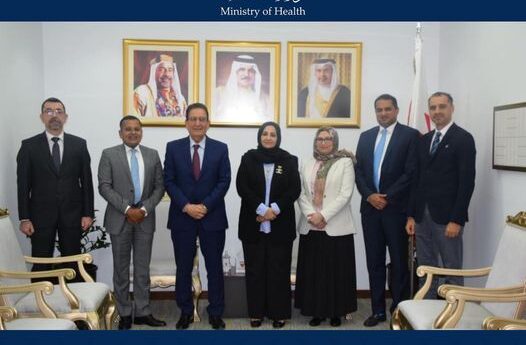Bahrain: HM Jaleela Hassan receives Kim's Director of health, Ahmed Jawahri