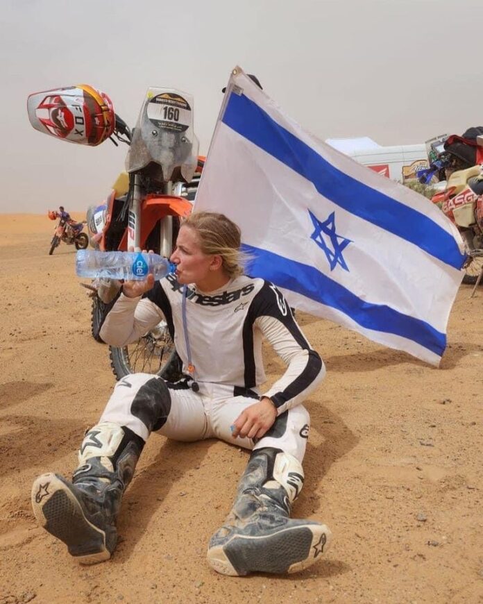 Yael Kadshai: First Israeli female motorcyclist to win first place in Morocco's Desert Rally