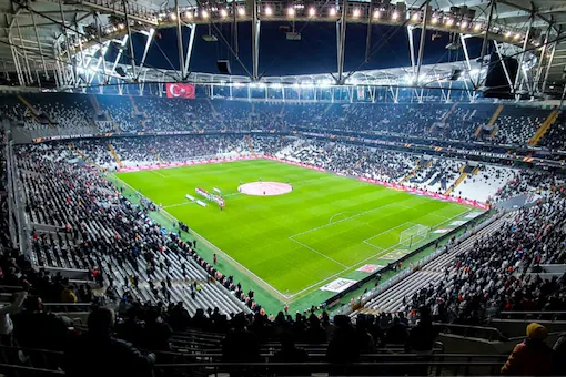 The clash, which was expected to be a football spectacle, was marred by unforeseen issues in the event's organization, primarily revolving around a contentious demand from the Istanbul teams