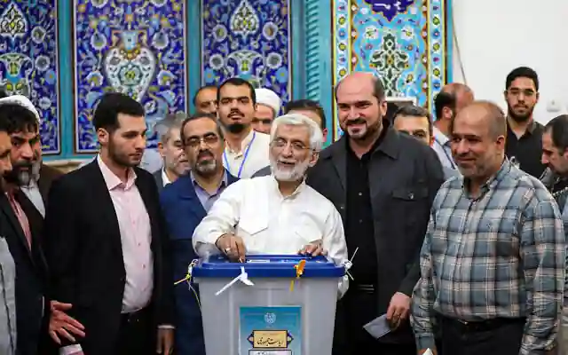 hardline candidate Saeed Jalili has emerged as the front-runner, edging past moderate challenger Massoud Pezeshkian as ballot counting continues