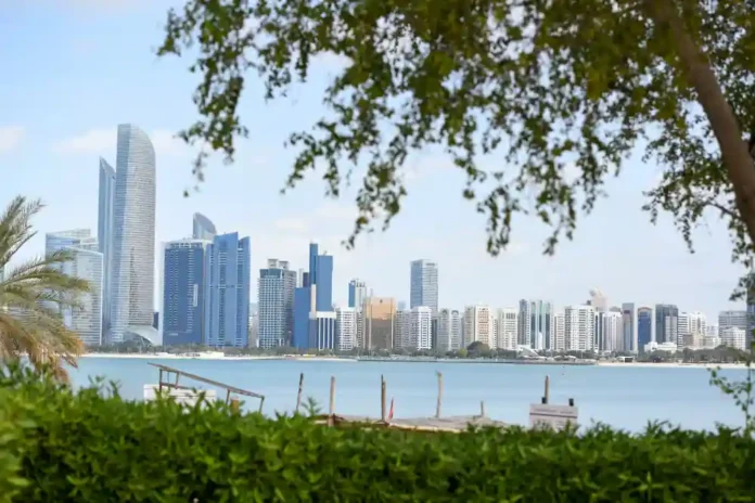 Looking ahead, the UAE's economy is poised for continued growth, with a projected GDP expansion of 4% annually in 2024, according to the International Monetary Fund