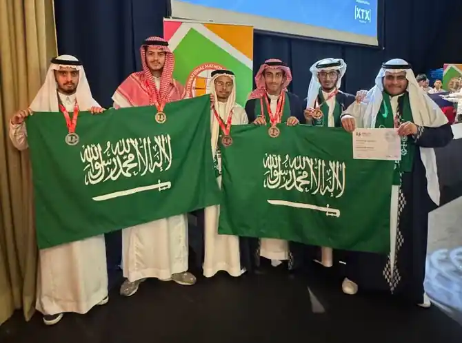 The Saudi team’s participation was organized under the auspices of the King Abdulaziz and His Companions Foundation for Giftedness and Creativity, known as Mawhiba, in collaboration with the Ministry of Education