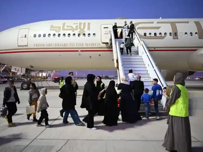 The UAE evacuates 210 people including 86 critically wounded patients from the Gaza Strip