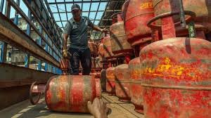 Oil tankers stalled near Strait of Hormuz as nations seek coal and renewable alternatives amid global energy supply crisis